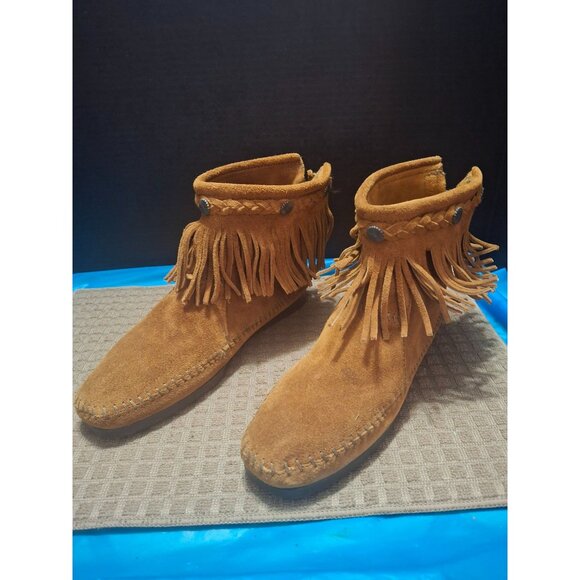 Minnetonka Womens Fringe Suede Ankle Boots Size 8 - Picture 1 of 10